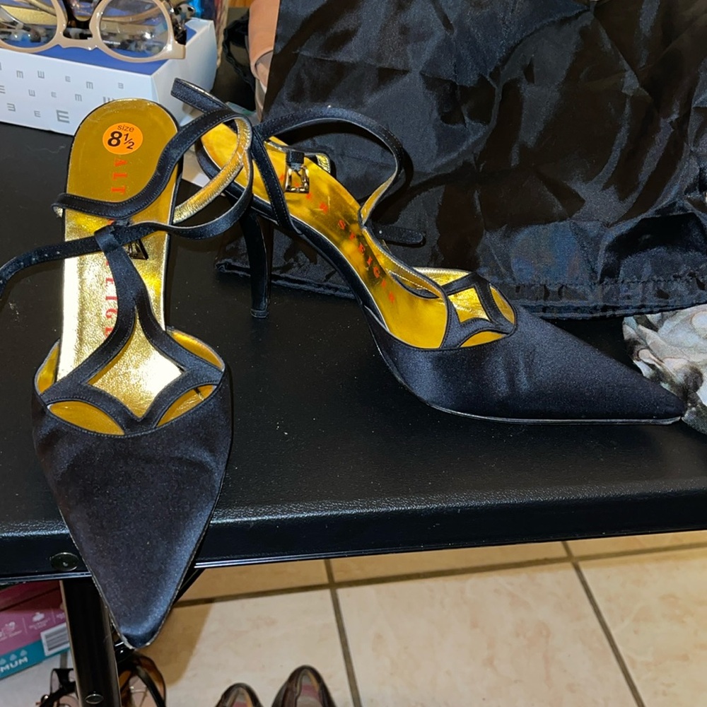 Walter Steiger black satin heels